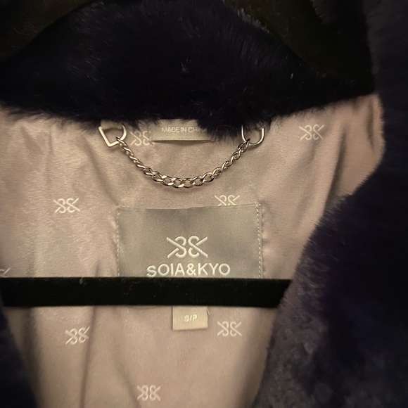 SOIA & KYO Luxe JOAN Faux Fur Coat (dark navy) - Picture 2 of 8
